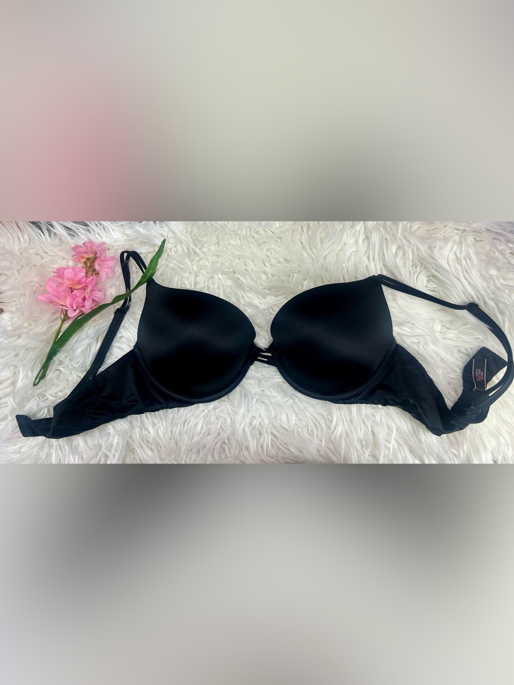 Victoria's Secret Smooth Push-Up Bra Duo — Black & Nude - Picture 2 of 6
